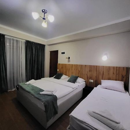 Hôtel Leon à New Athos Extérieur photo